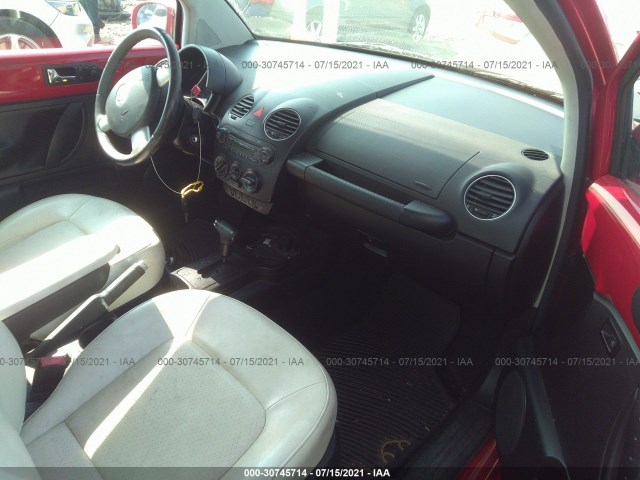 Photo 4 VIN: 3VWRG3AG9AM013194 - VOLKSWAGEN NEW BEETLE COUPE 