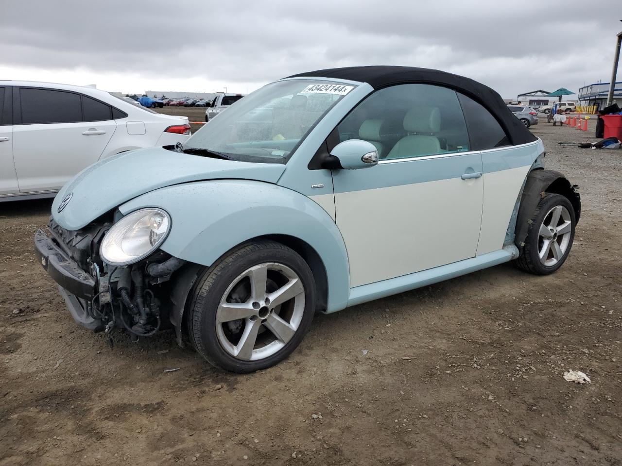 Photo 0 VIN: 3VWRG3ALXAM005800 - VOLKSWAGEN BEETLE 