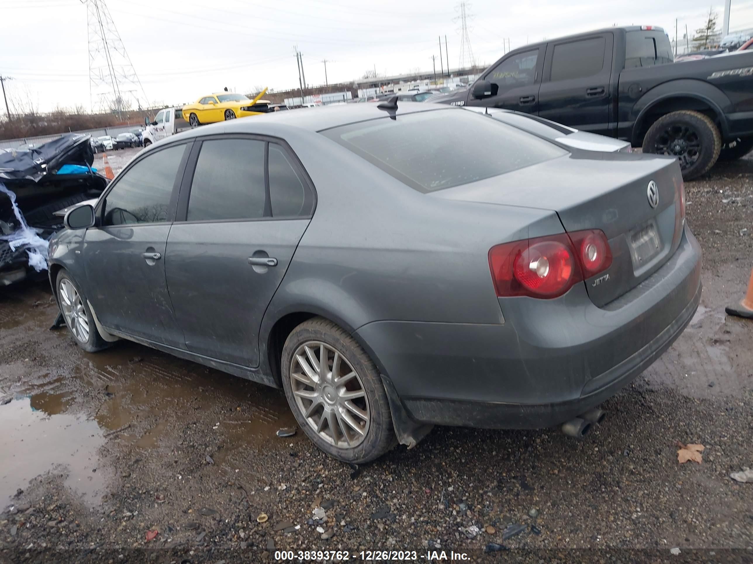 Photo 2 VIN: 3VWRJ71K68M169619 - VOLKSWAGEN JETTA 