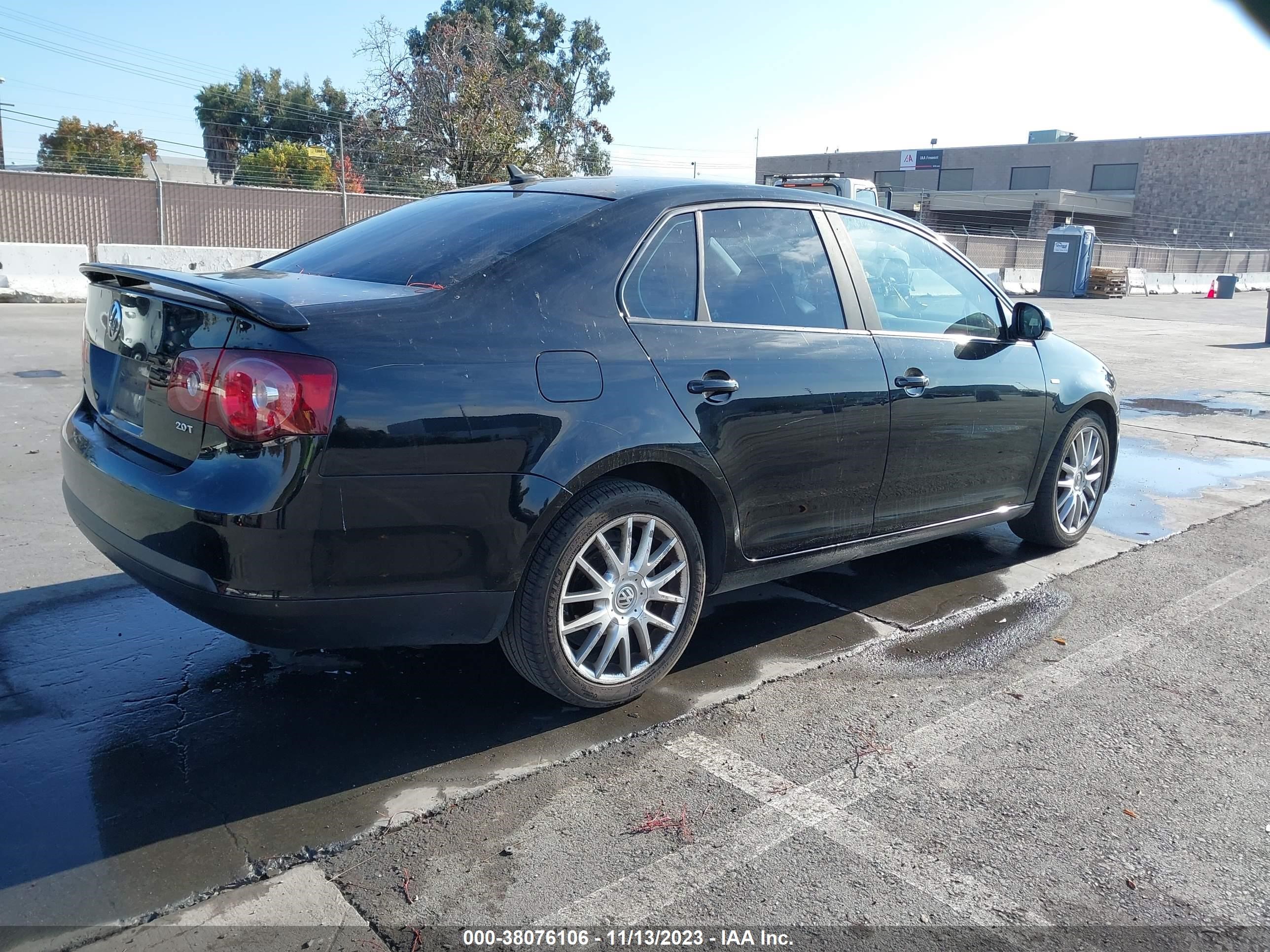 Photo 3 VIN: 3VWRJ71K78M122387 - VOLKSWAGEN JETTA 