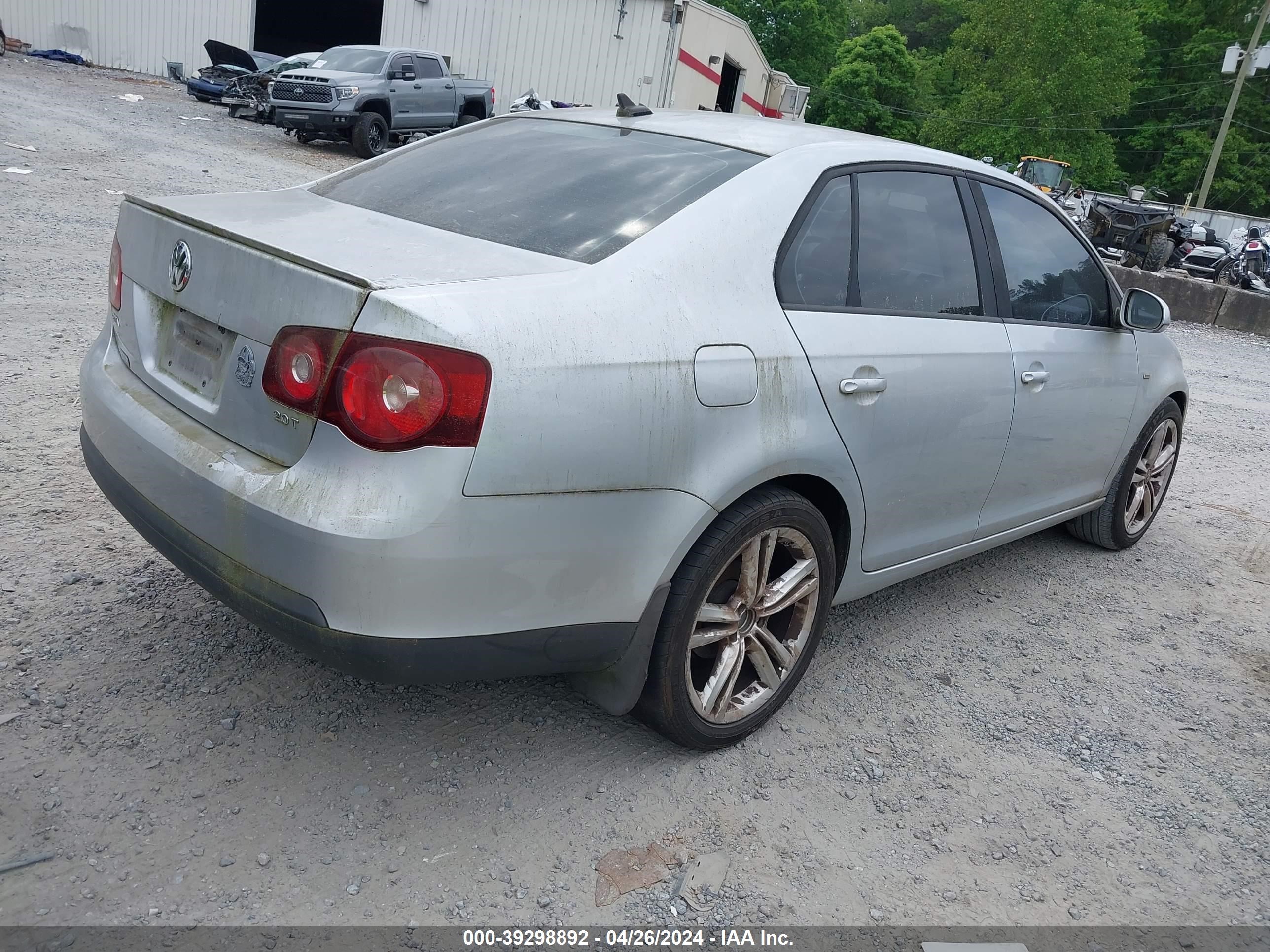 Photo 3 VIN: 3VWRJ71KX8M175696 - VOLKSWAGEN JETTA 