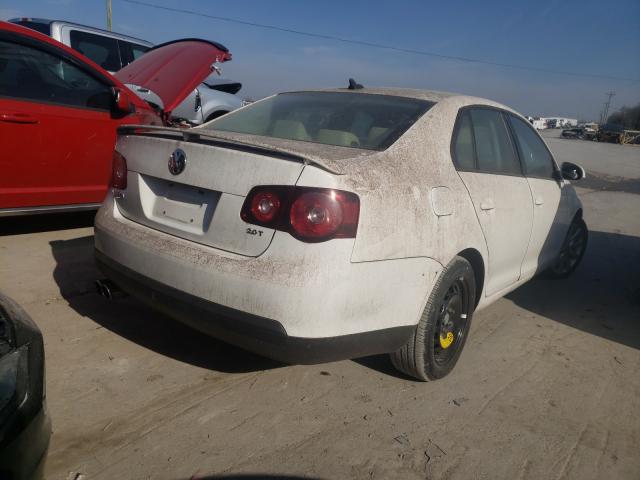 Photo 3 VIN: 3VWRJ7AJ4AM152640 - VOLKSWAGEN JETTA WOLF 