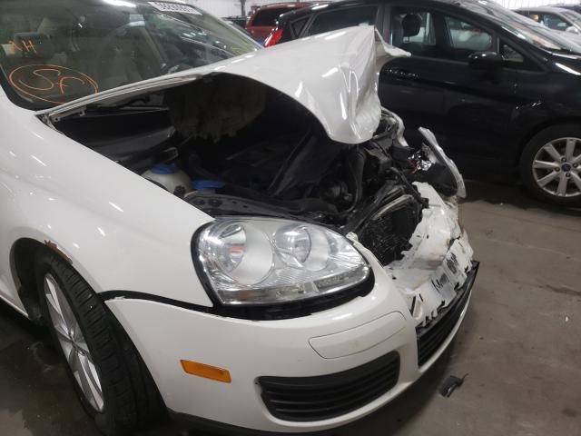 Photo 8 VIN: 3VWRJ7AJ8AM059023 - VOLKSWAGEN JETTA WOLF 