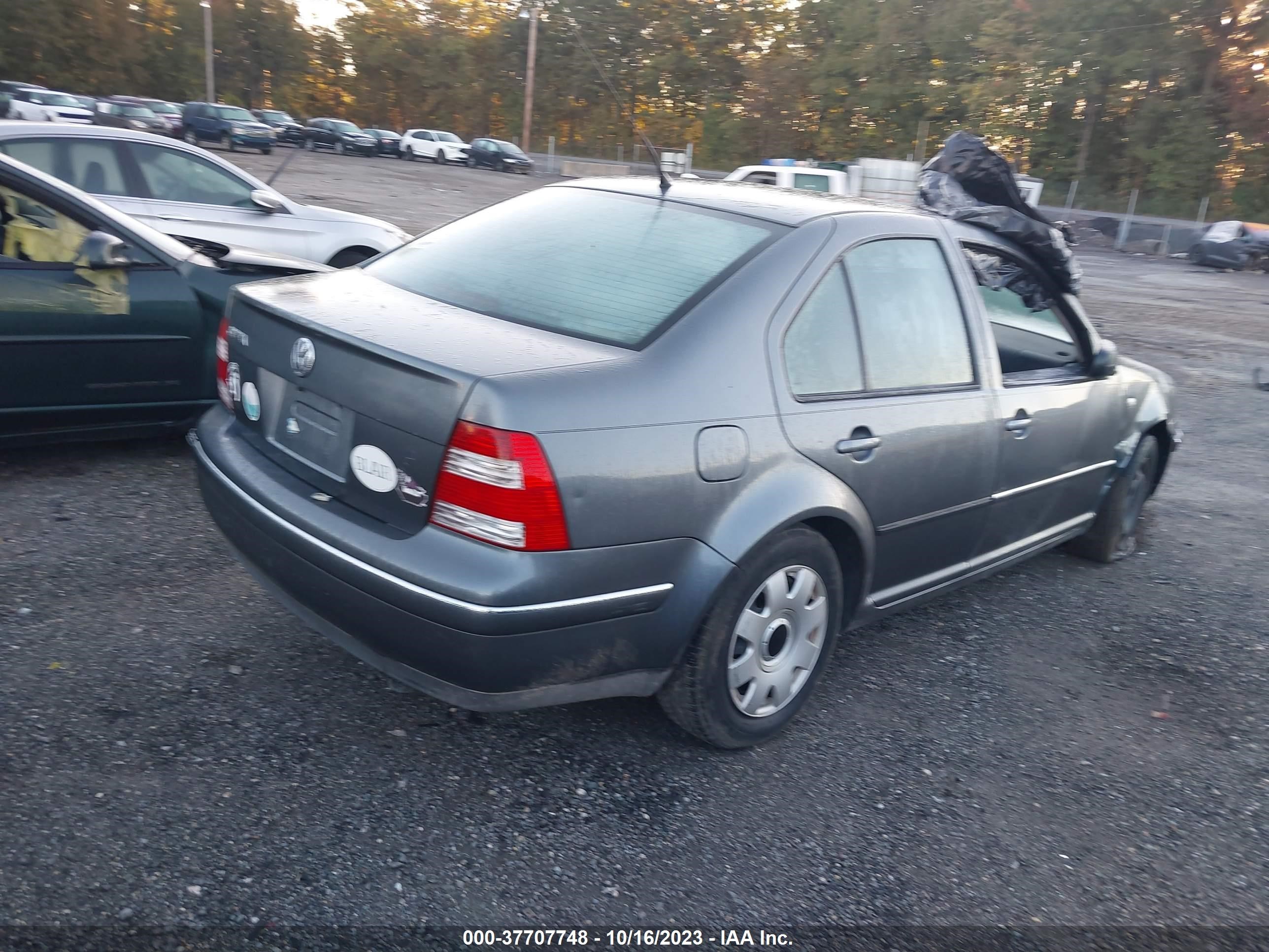 Photo 3 VIN: 3VWRK69M44M019080 - VOLKSWAGEN JETTA 