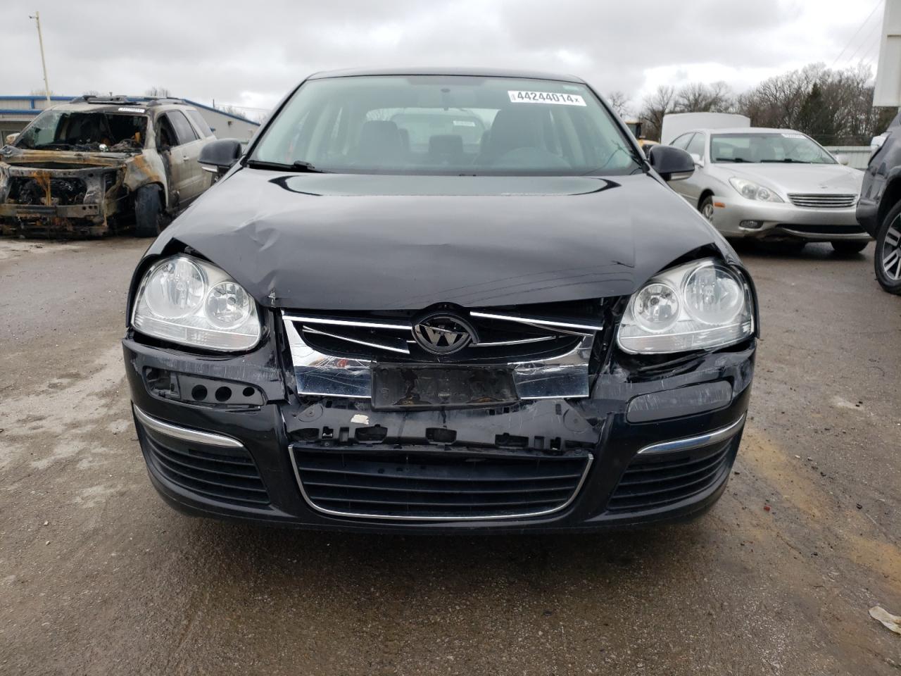 Photo 4 VIN: 3VWRL7AJ5AM094774 - VOLKSWAGEN JETTA 