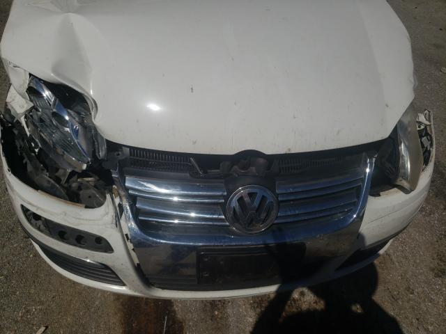 Photo 6 VIN: 3VWRL7AJ6AM118189 - VOLKSWAGEN JETTA TDI 