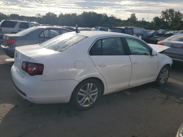 Photo 2 VIN: 3VWRL7AJ6AM138121 - VOLKSWAGEN JETTA TDI 