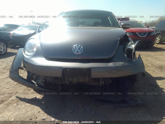 Photo 5 VIN: 3VWRL7AT2EM629986 - VOLKSWAGEN BEETLE COUPE 