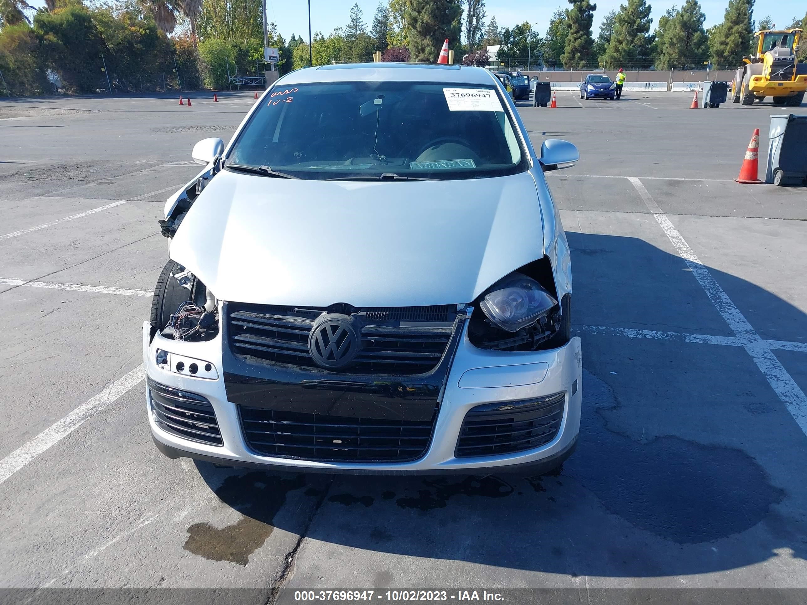 Photo 11 VIN: 3VWRM71K08M078921 - VOLKSWAGEN JETTA 