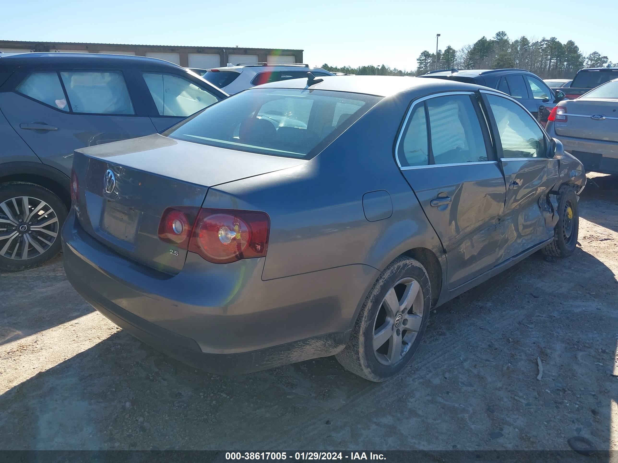 Photo 3 VIN: 3VWRM71K08M159238 - VOLKSWAGEN JETTA 