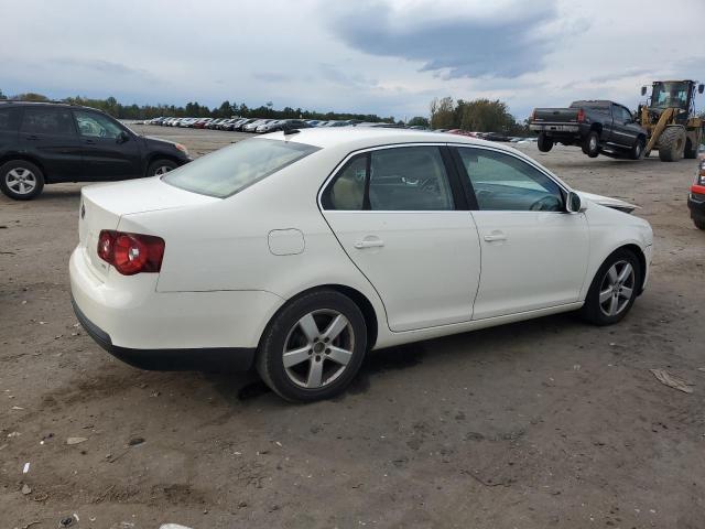 Photo 2 VIN: 3VWRM71K28M166630 - VOLKSWAGEN JETTA 