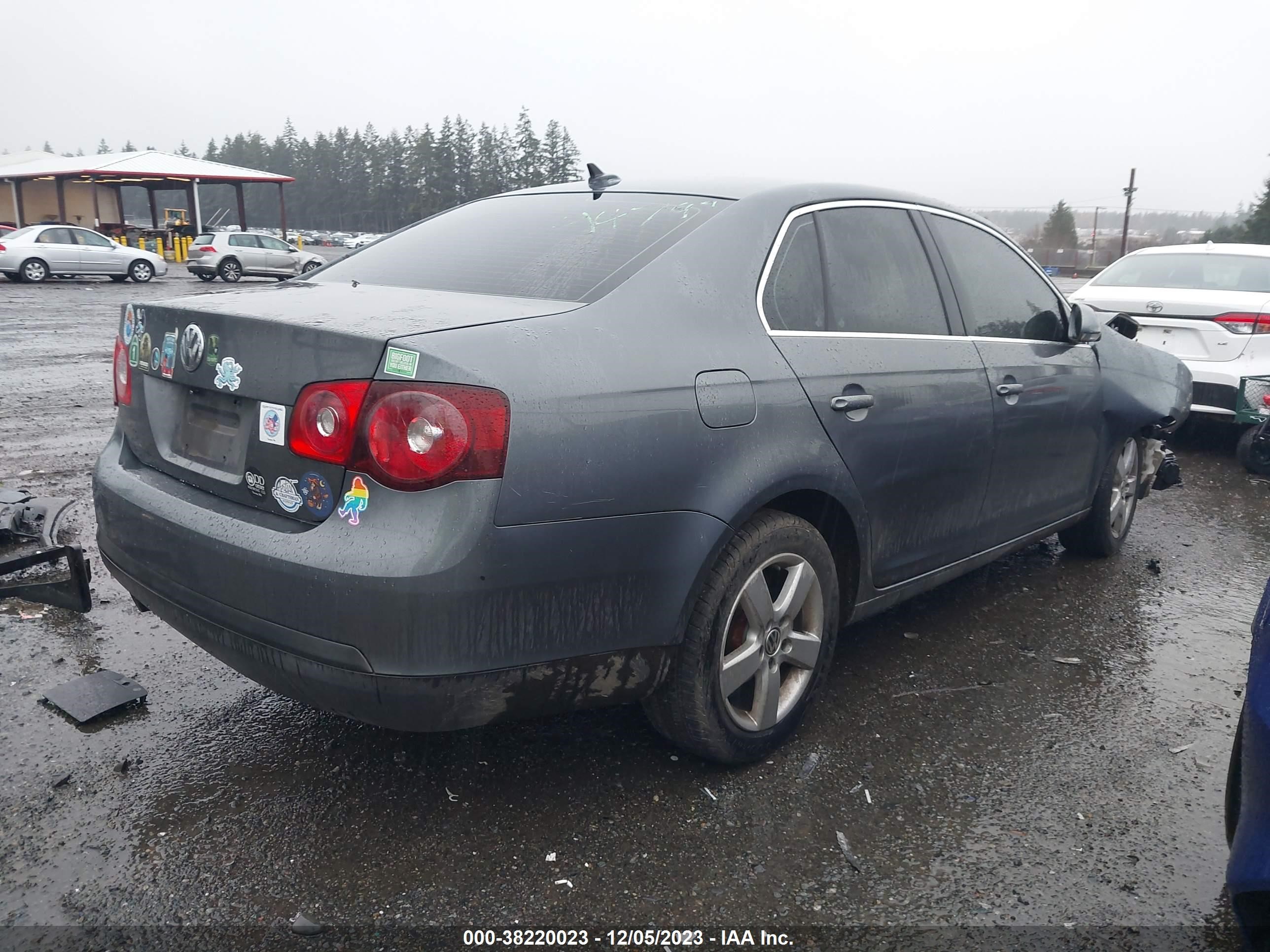 Photo 3 VIN: 3VWRM71K38M057318 - VOLKSWAGEN JETTA 