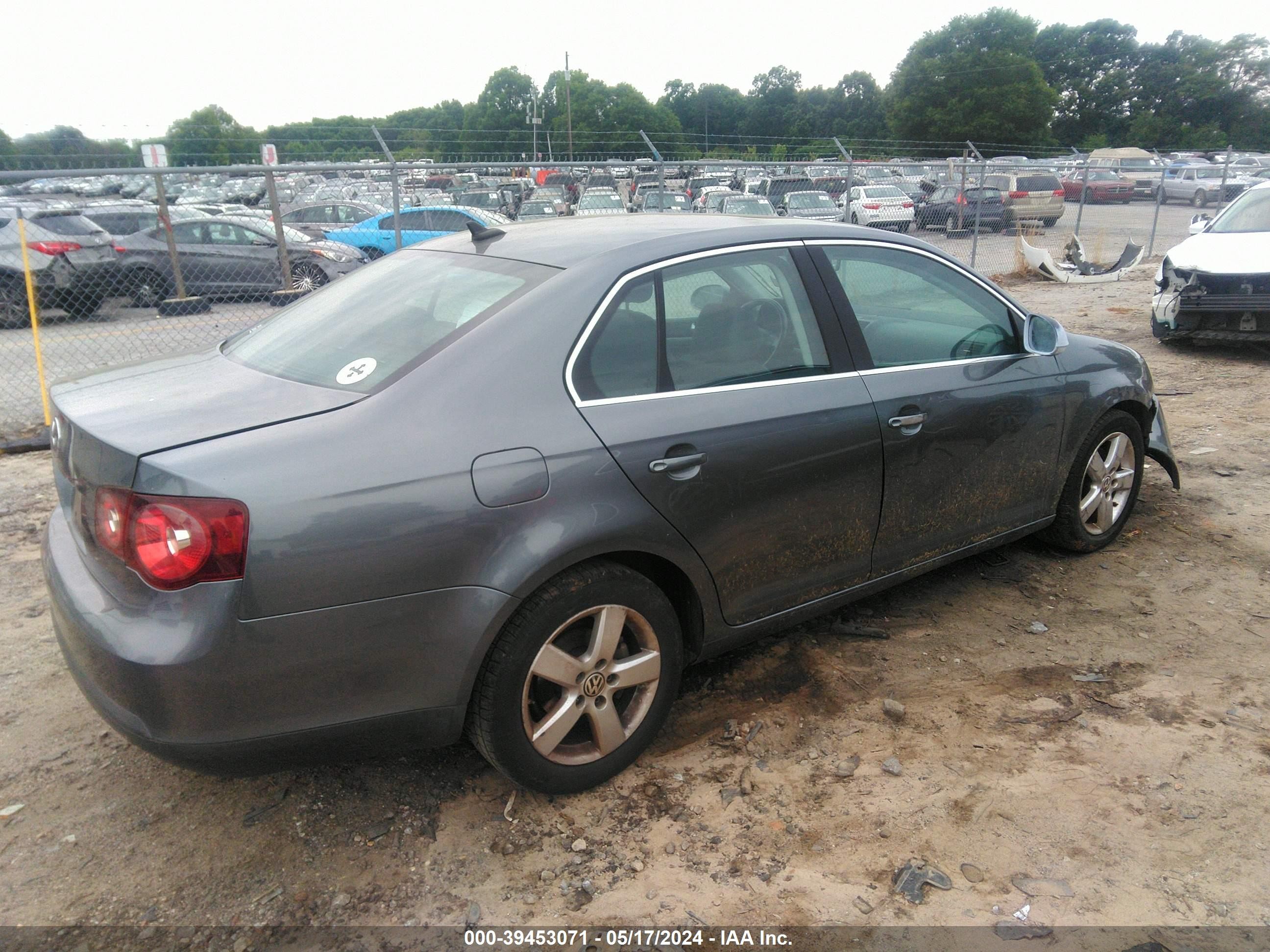 Photo 3 VIN: 3VWRM71K38M110809 - VOLKSWAGEN JETTA 