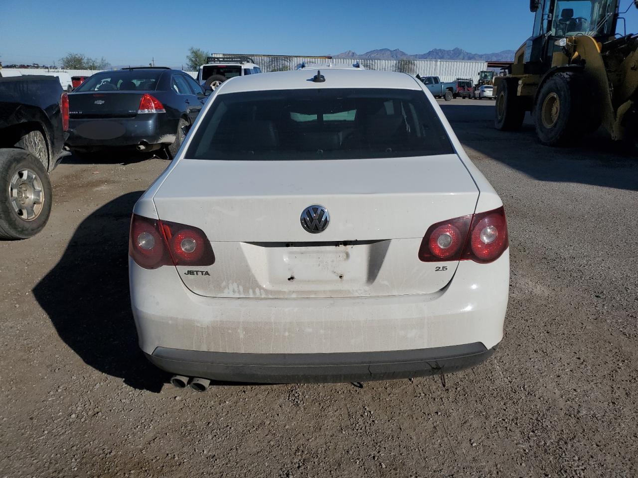 Photo 5 VIN: 3VWRM71K69M073496 - VOLKSWAGEN JETTA 