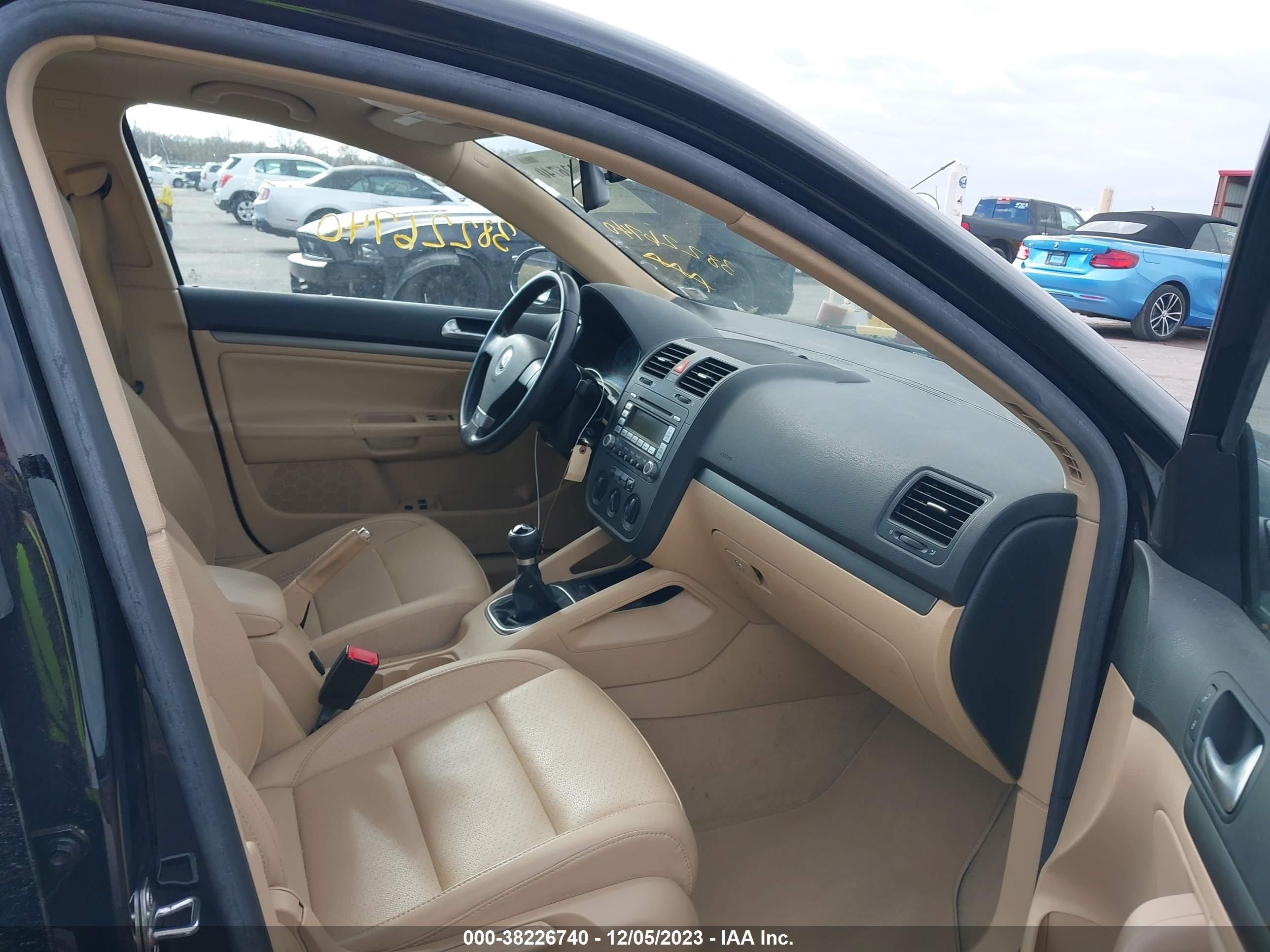 Photo 4 VIN: 3VWRM71K78M046080 - VOLKSWAGEN JETTA 