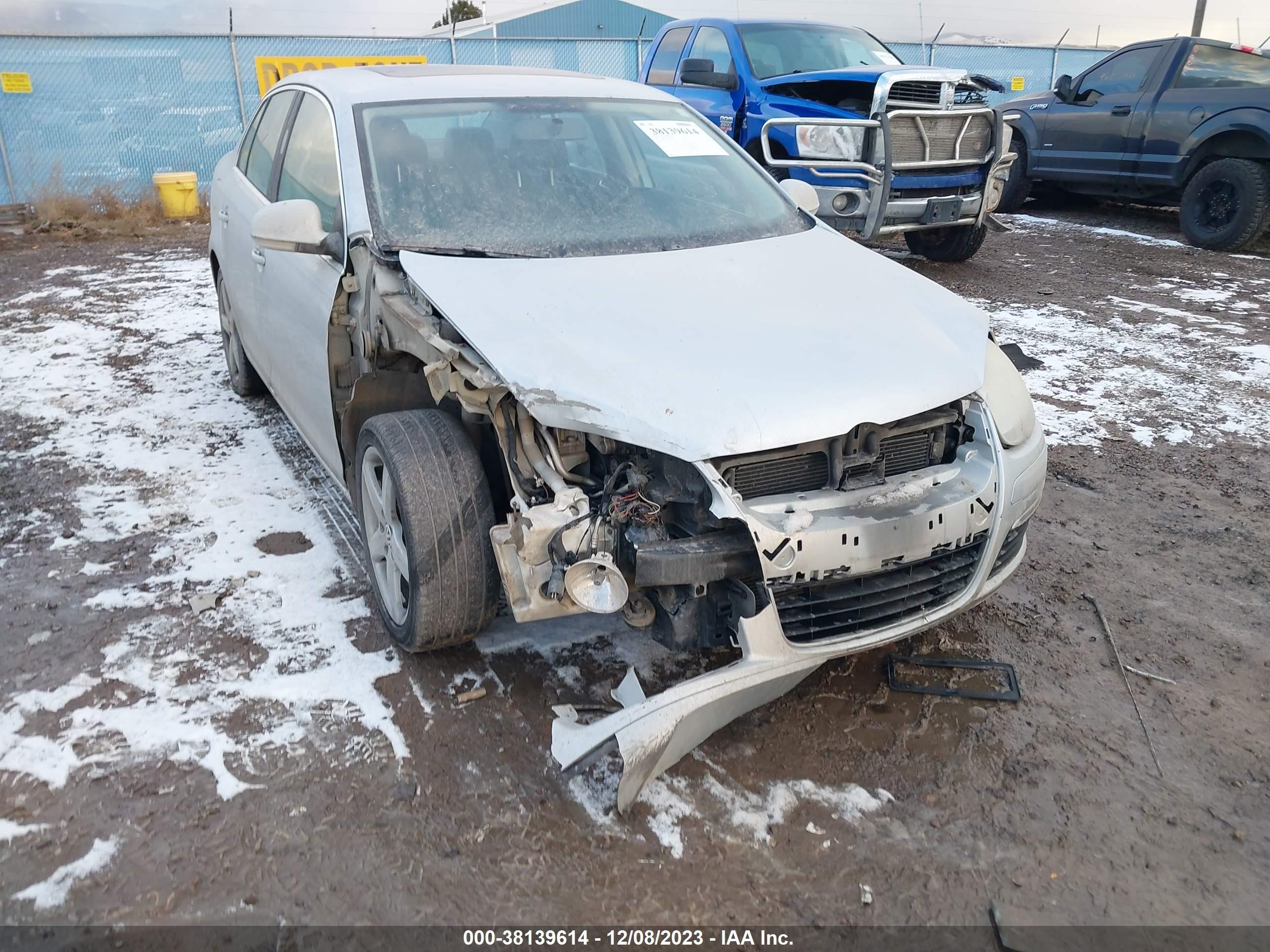 Photo 5 VIN: 3VWRM71K78M155414 - VOLKSWAGEN JETTA 