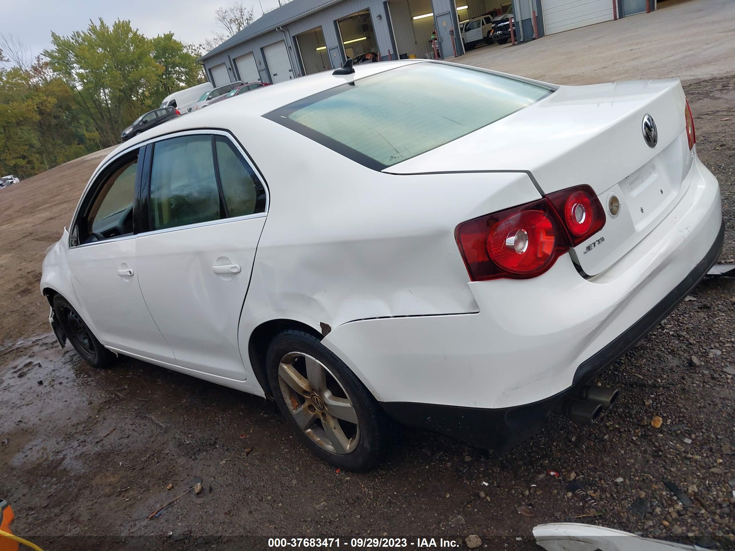 Photo 2 VIN: 3VWRM71K79M066248 - VOLKSWAGEN JETTA 