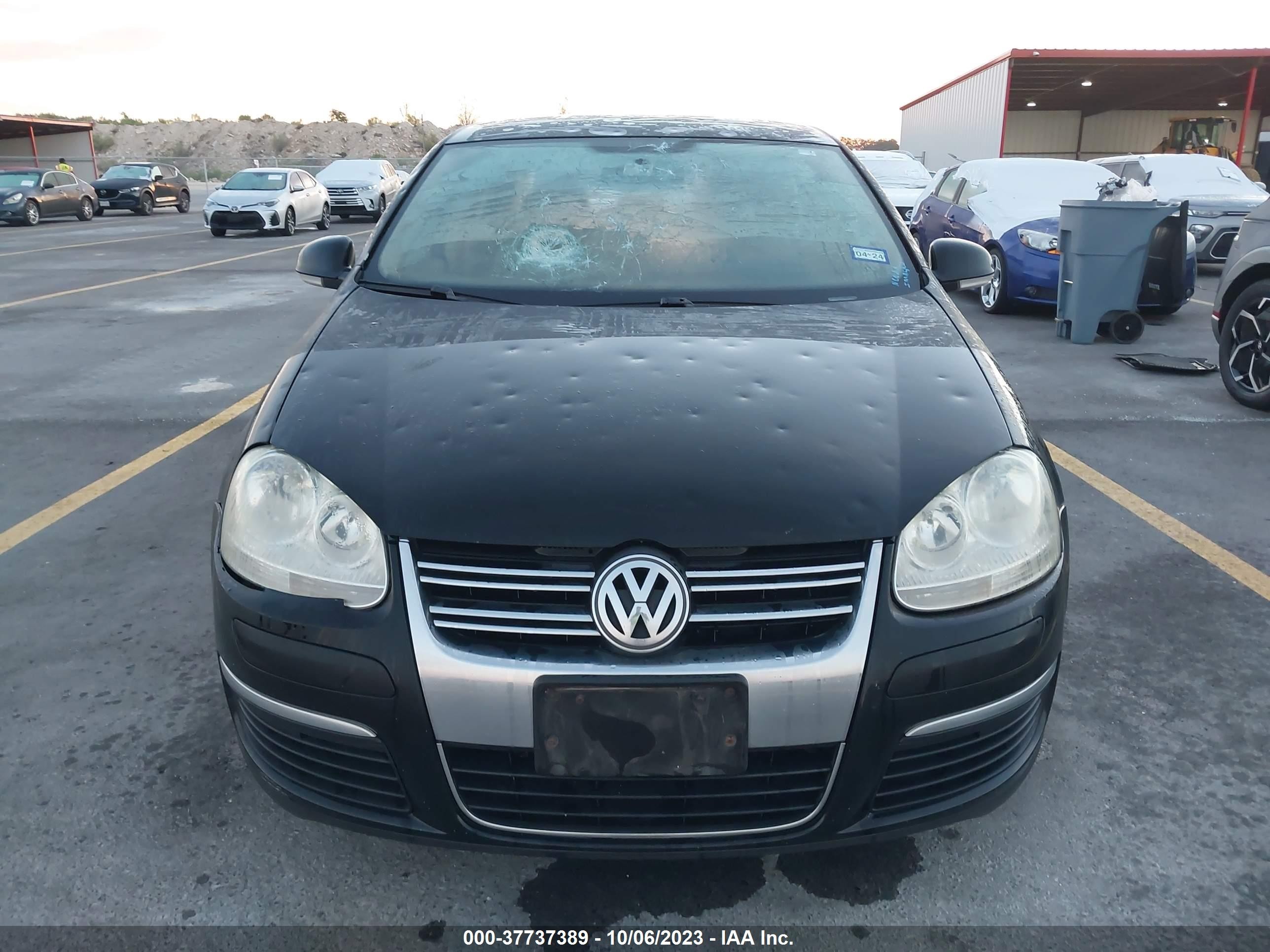 Photo 11 VIN: 3VWRM71K98M060451 - VOLKSWAGEN JETTA 