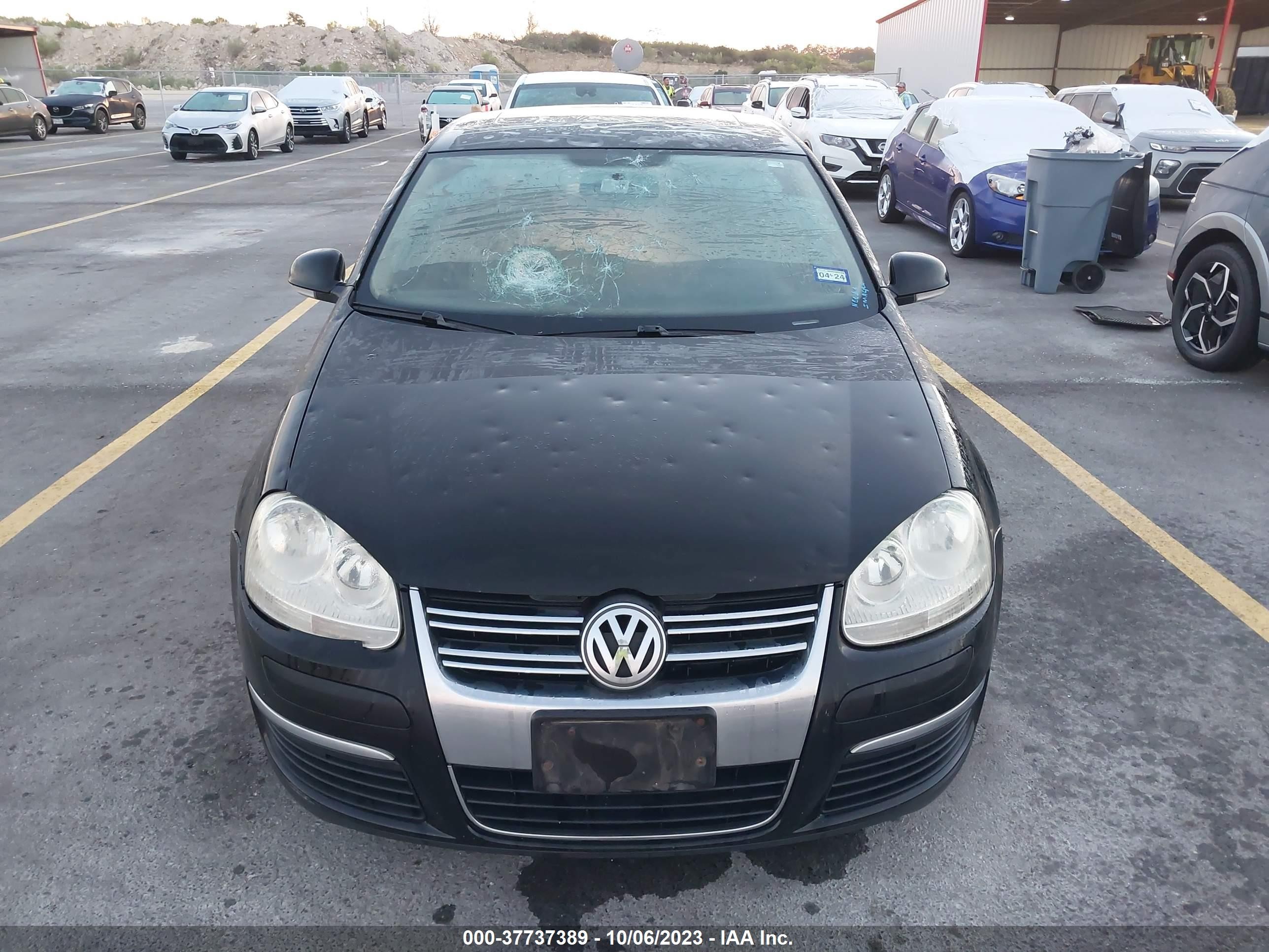 Photo 5 VIN: 3VWRM71K98M060451 - VOLKSWAGEN JETTA 