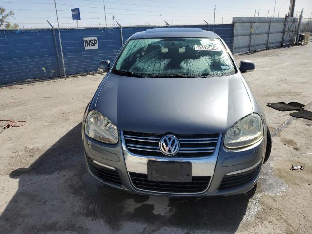 Photo 4 VIN: 3VWRM71KX8M122813 - VOLKSWAGEN JETTA 