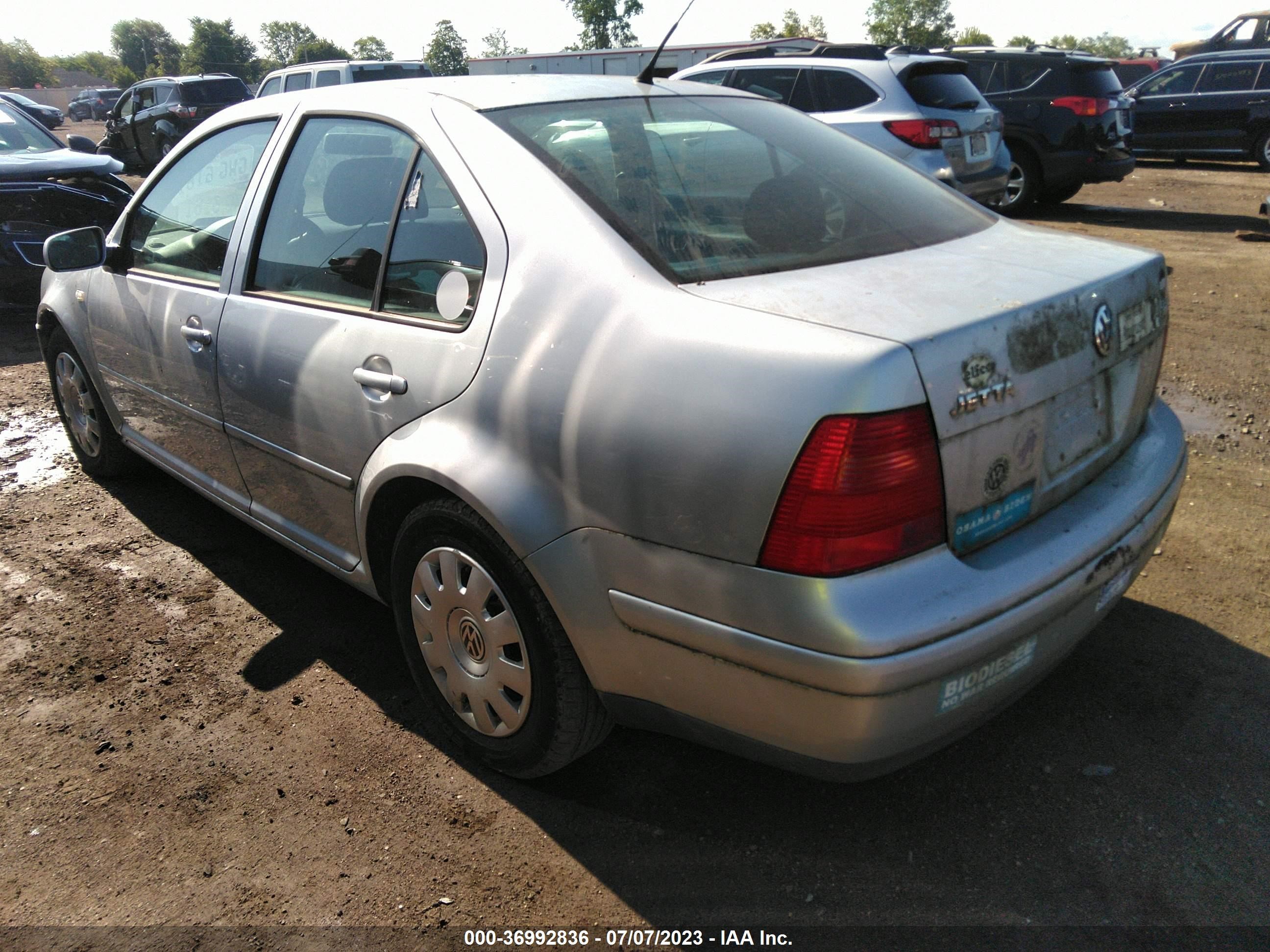 Photo 2 VIN: 3VWRP69M73M084232 - VOLKSWAGEN JETTA 