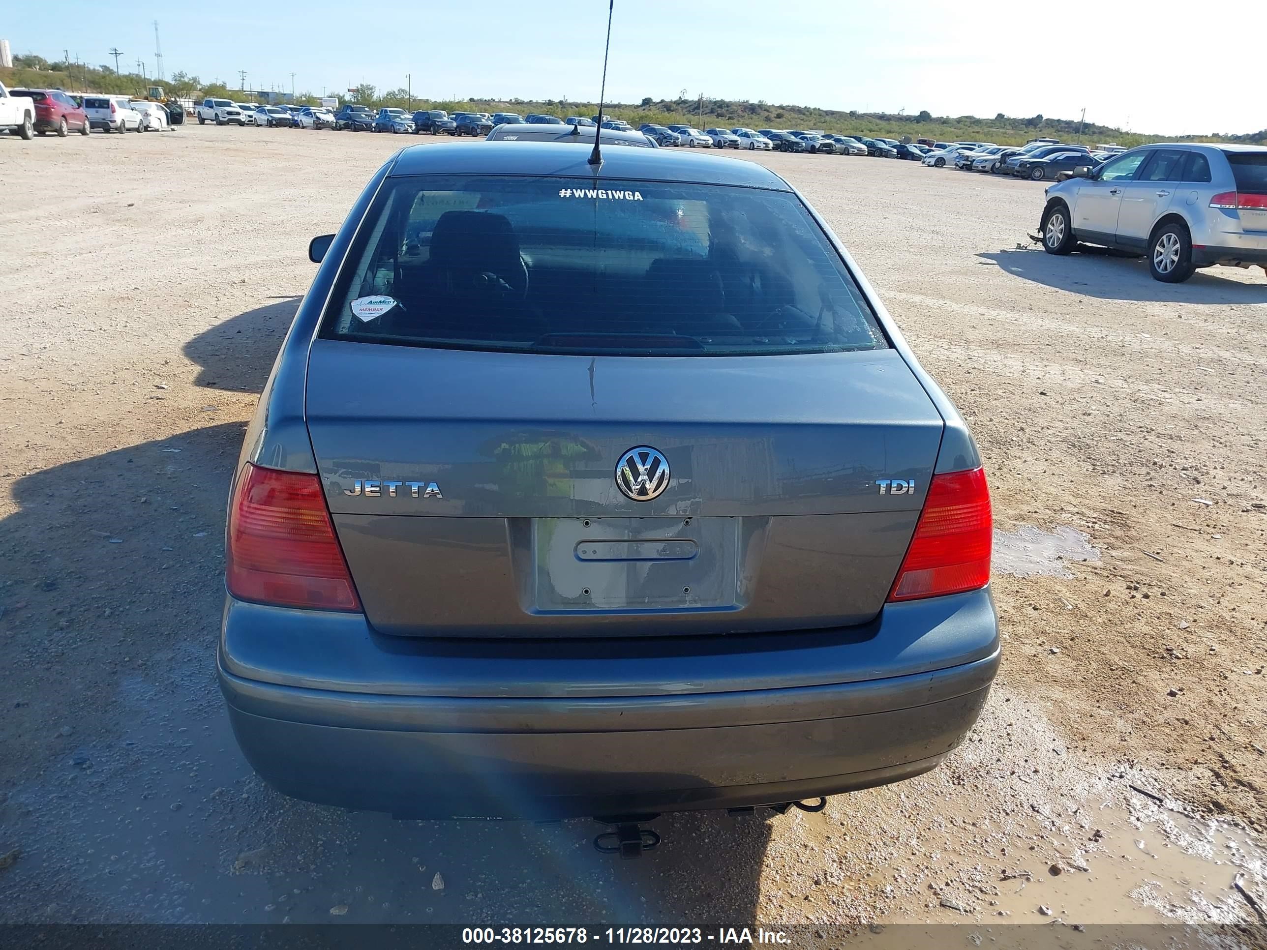 Photo 16 VIN: 3VWRP69M93M073538 - VOLKSWAGEN JETTA 