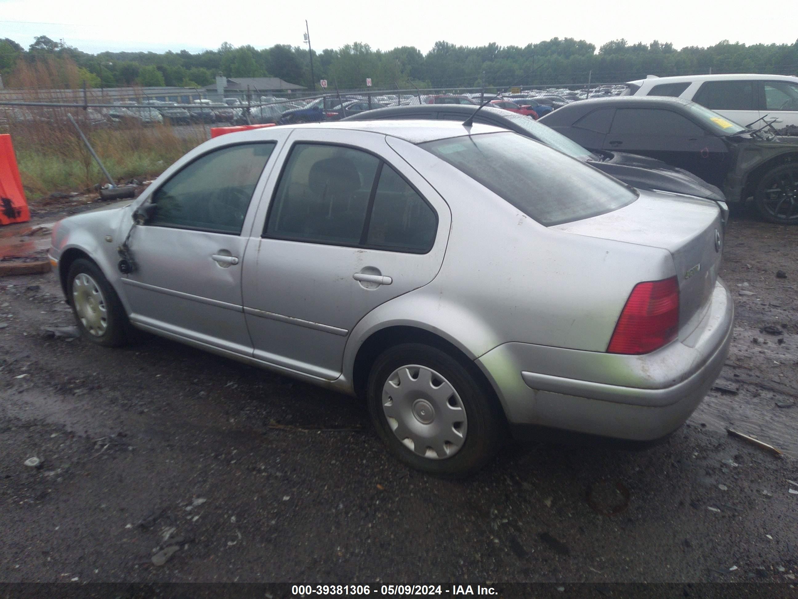 Photo 2 VIN: 3VWRS29M21M031412 - VOLKSWAGEN JETTA 