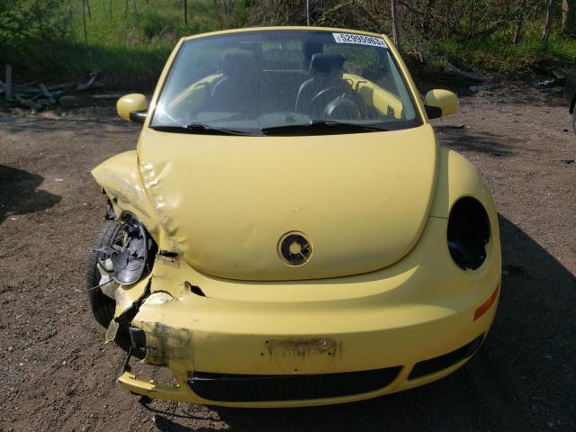 Photo 4 VIN: 3VWRW2AL7AM001118 - VOLKSWAGEN NEW BEETLE 