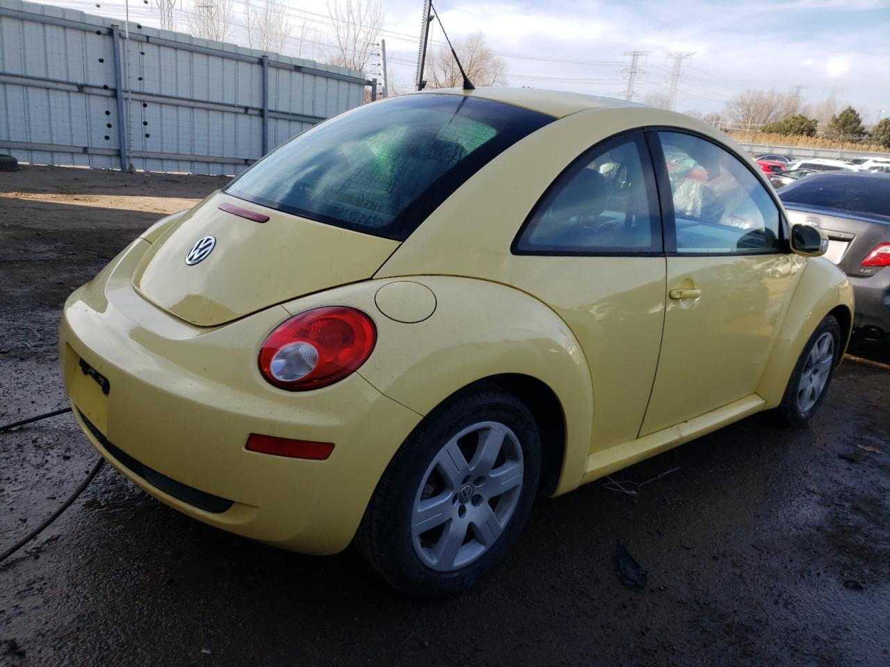 Photo 2 VIN: 3VWRW31C27M515845 - VOLKSWAGEN BEETLE 