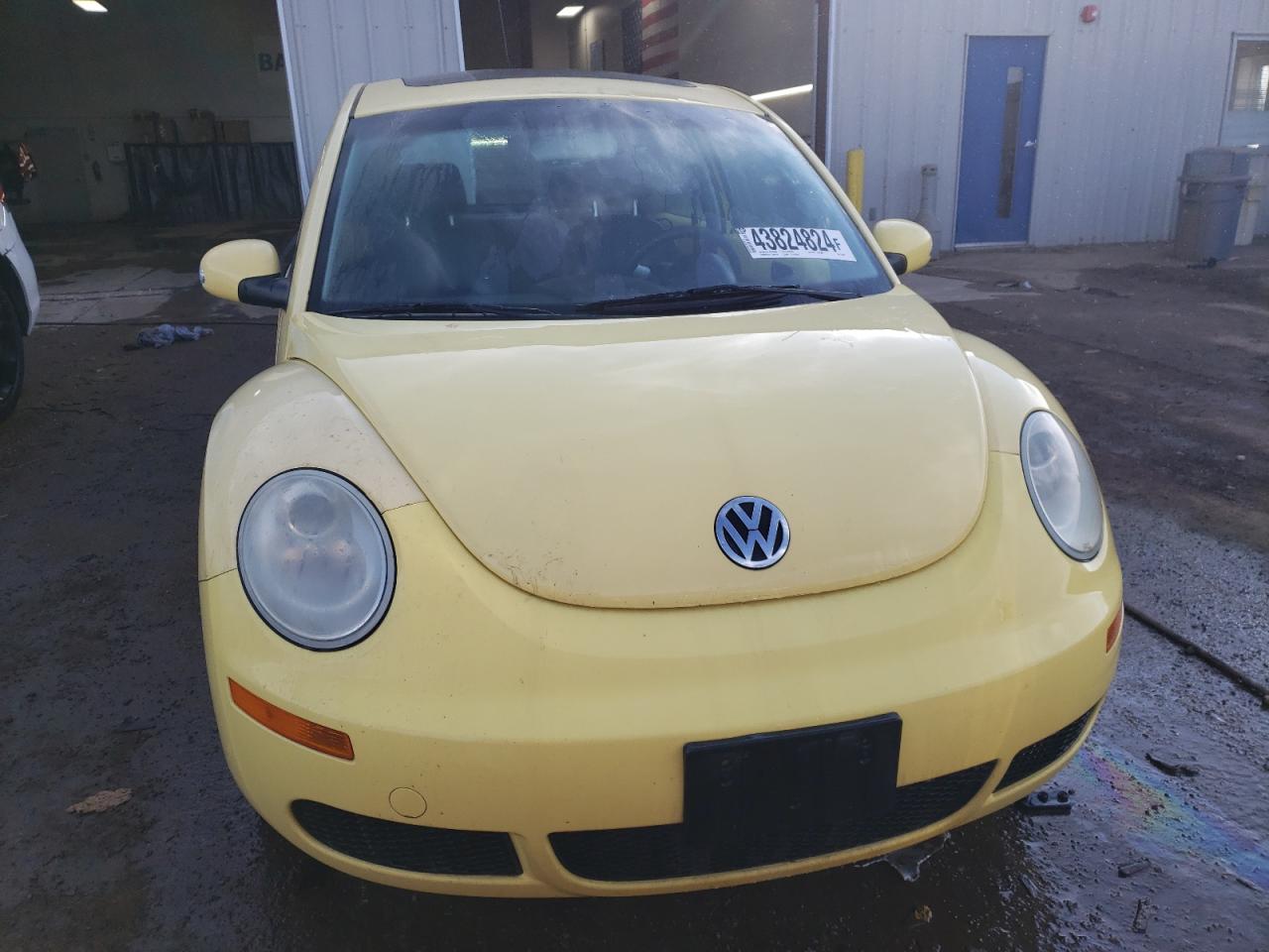 Photo 4 VIN: 3VWRW31C27M515845 - VOLKSWAGEN BEETLE 