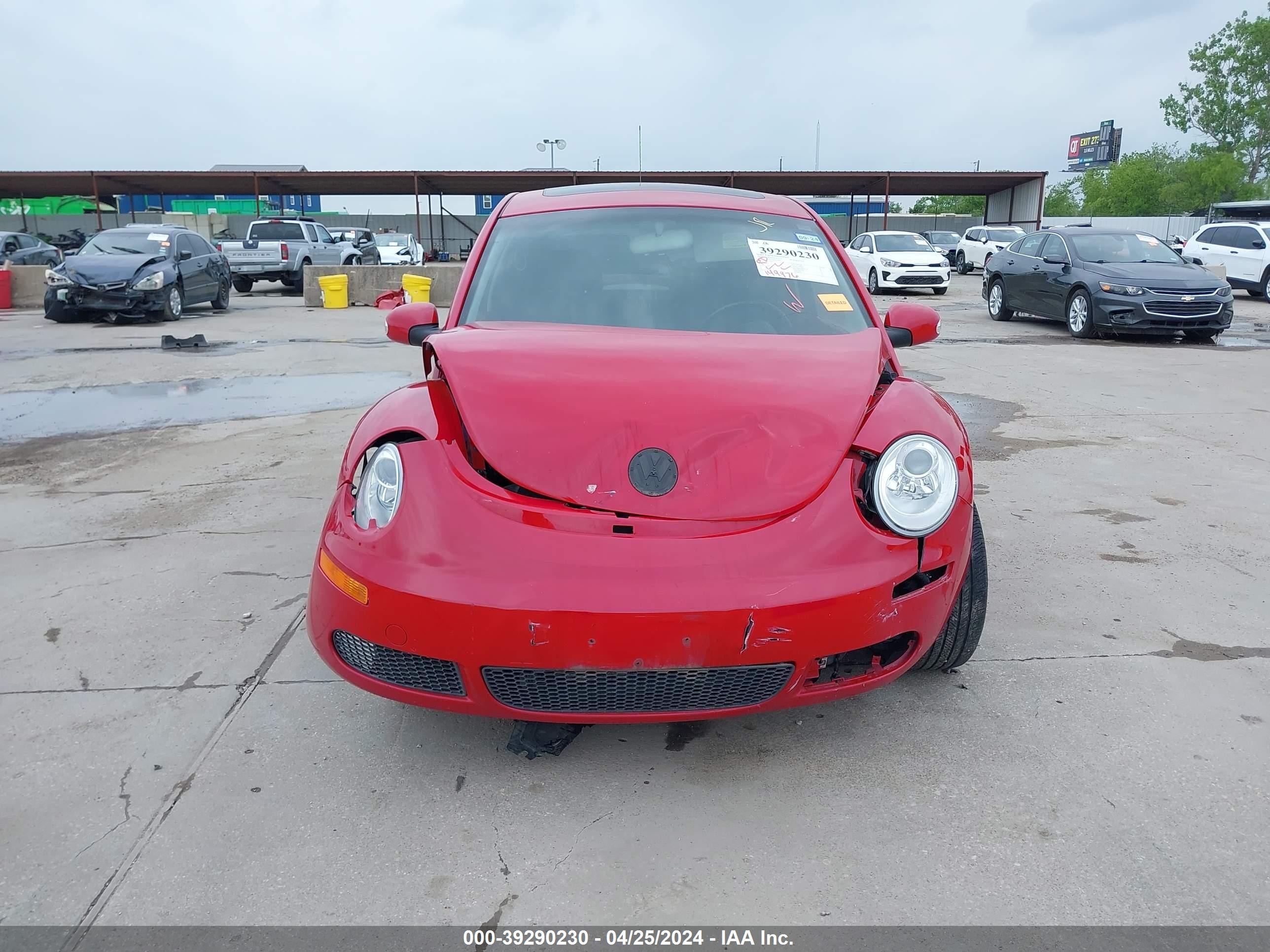 Photo 11 VIN: 3VWRW31C69M517987 - VOLKSWAGEN BEETLE 