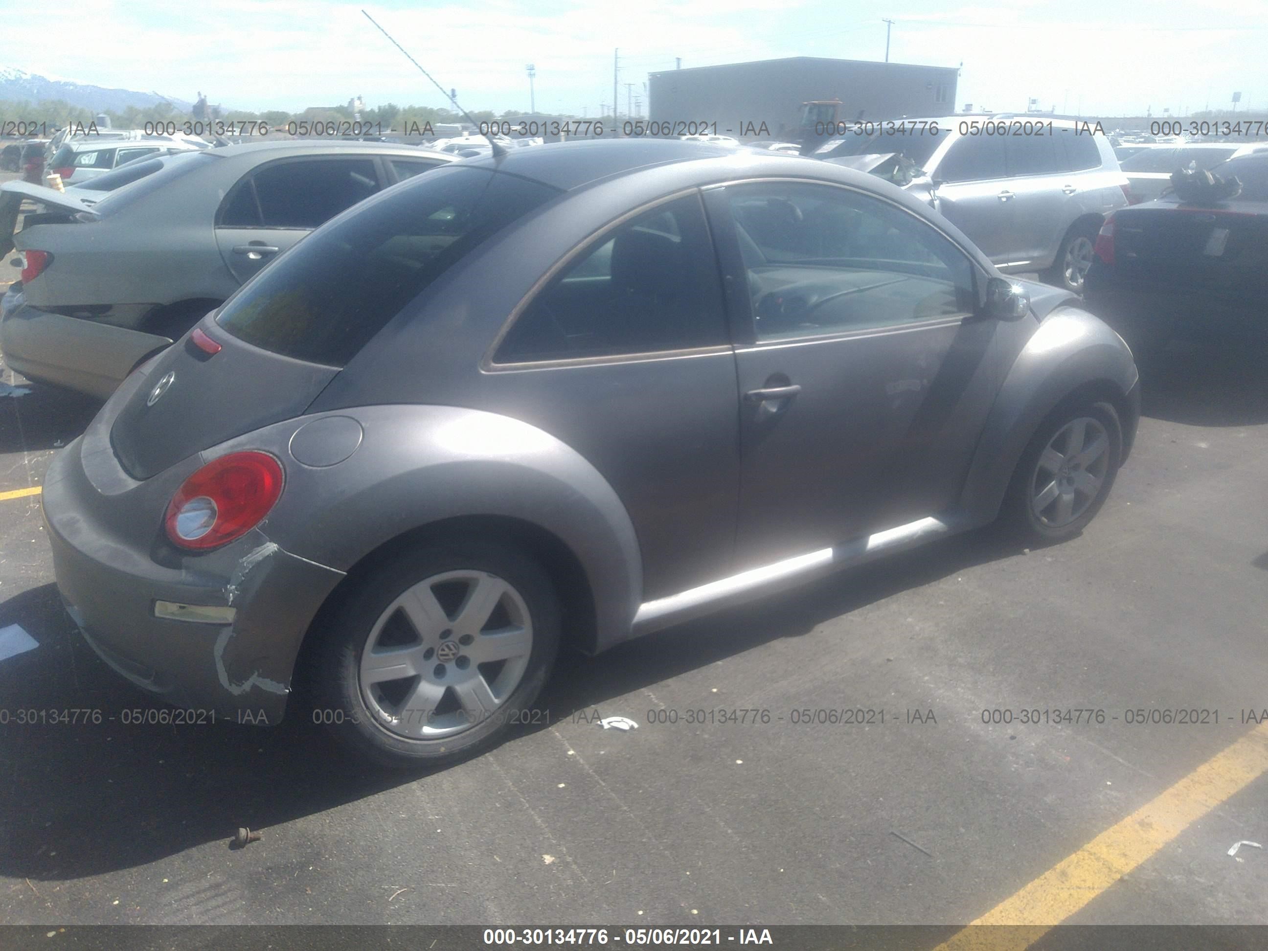 Photo 3 VIN: 3VWRW31C97M512442 - VOLKSWAGEN BEETLE 