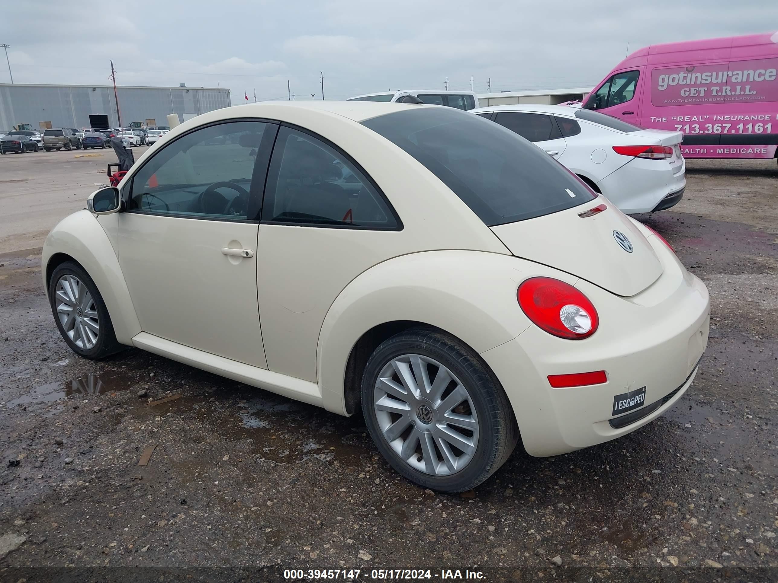 Photo 2 VIN: 3VWRW31C98M523278 - VOLKSWAGEN BEETLE 