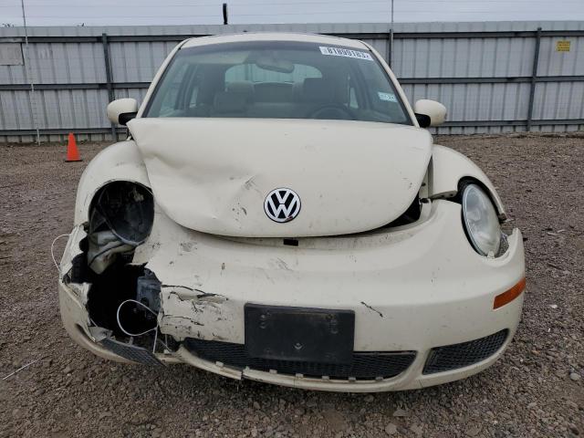 Photo 4 VIN: 3VWRW3AG4AM030701 - VOLKSWAGEN BEETLE 