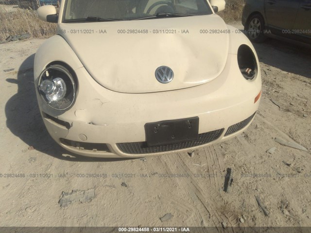 Photo 5 VIN: 3VWRW3AG8AM029731 - VOLKSWAGEN NEW BEETLE COUPE 