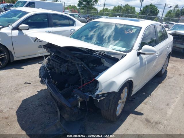 Photo 1 VIN: 3VWRX7AJ0AM027844 - VOLKSWAGEN JETTA 