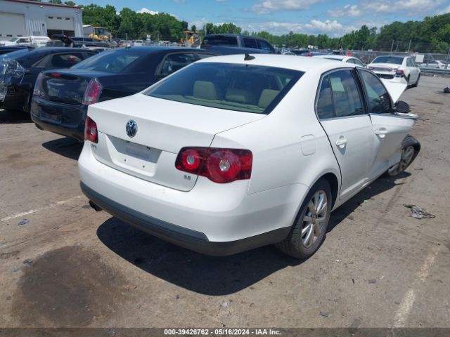 Photo 7 VIN: 3VWRX7AJ0AM027844 - VOLKSWAGEN JETTA 