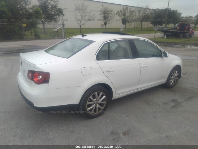 Photo 3 VIN: 3VWRX7AJ0AM058897 - VOLKSWAGEN JETTA SEDAN 