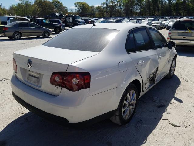 Photo 3 VIN: 3VWRX7AJ0AM126633 - VOLKSWAGEN JETTA SE 