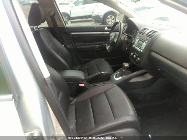 Photo 4 VIN: 3VWRX7AJ0AM158191 - VOLKSWAGEN JETTA SEDAN 