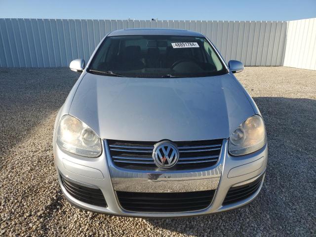 Photo 4 VIN: 3VWRX7AJ1AM029022 - VOLKSWAGEN JETTA 