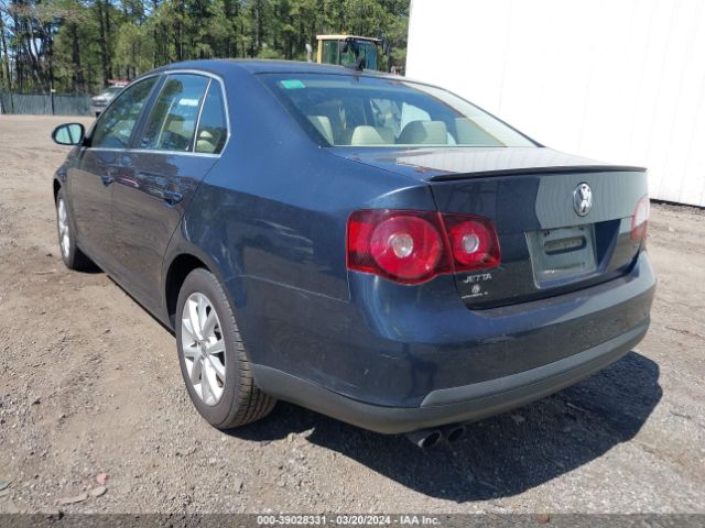 Photo 2 VIN: 3VWRX7AJ2AM008891 - VOLKSWAGEN JETTA 