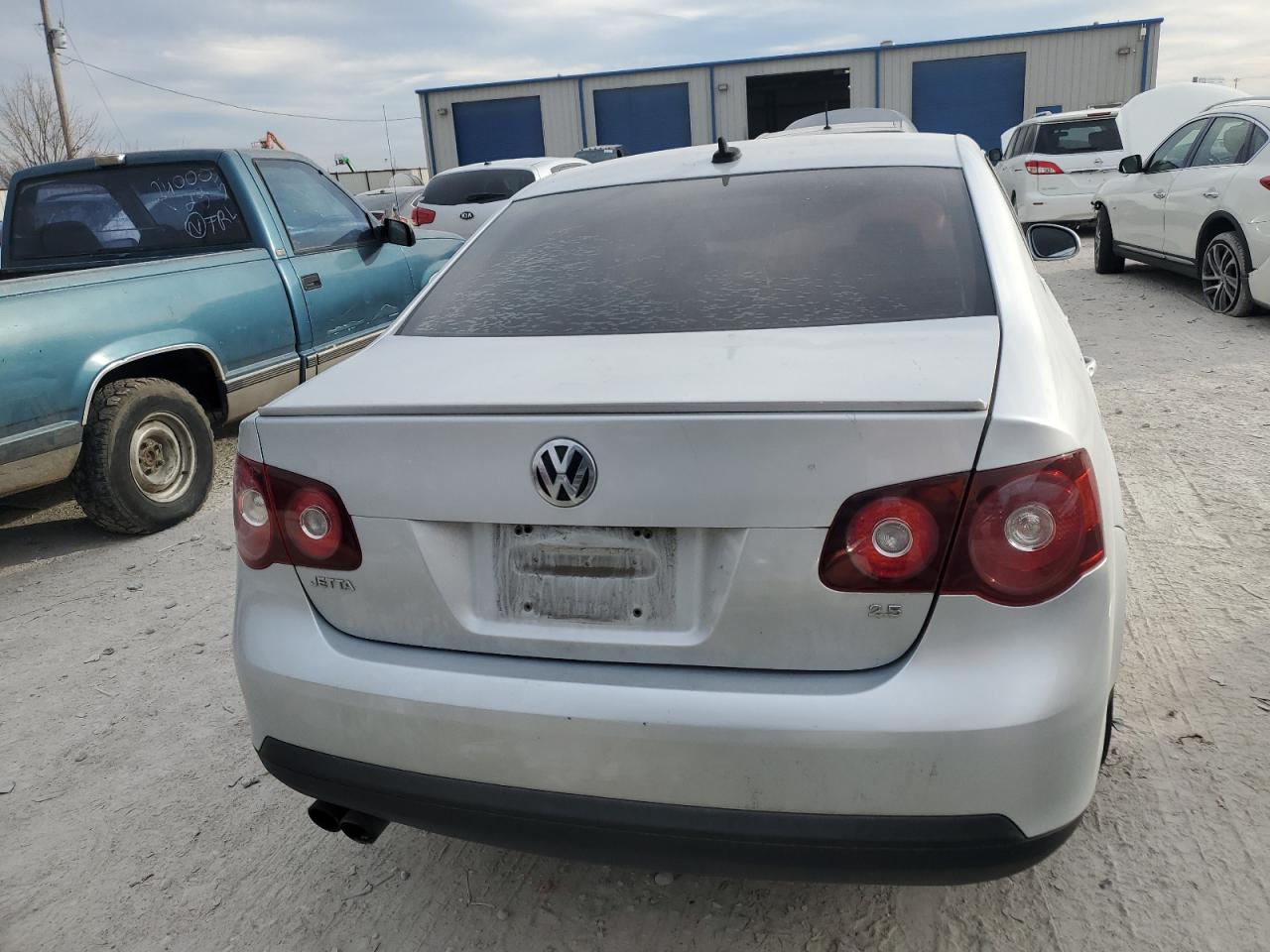 Photo 5 VIN: 3VWRX7AJ2AM031250 - VOLKSWAGEN JETTA 