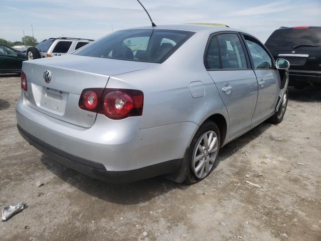 Photo 3 VIN: 3VWRX7AJ2AM131039 - VOLKSWAGEN JETTA SE 