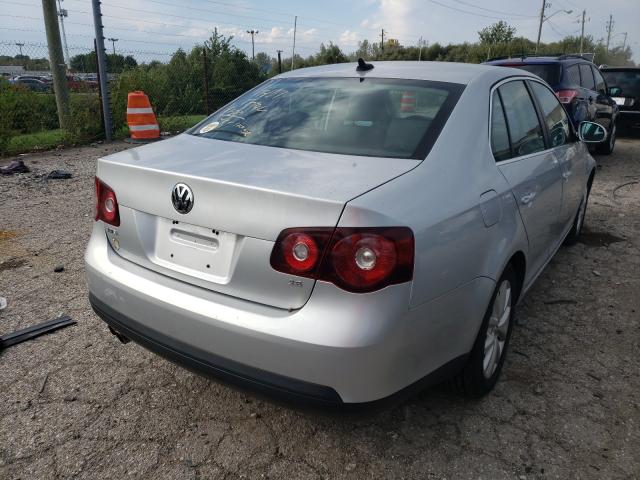 Photo 3 VIN: 3VWRX7AJ5AM054490 - VOLKSWAGEN JETTA SE 