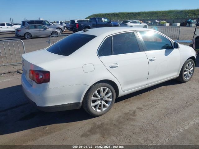 Photo 3 VIN: 3VWRX7AJ6AM029890 - VOLKSWAGEN JETTA 