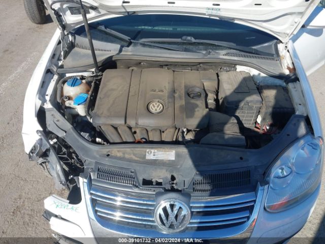 Photo 9 VIN: 3VWRX7AJ6AM029890 - VOLKSWAGEN JETTA 