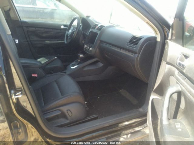 Photo 4 VIN: 3VWRX7AJ6AM161807 - VOLKSWAGEN JETTA SEDAN 