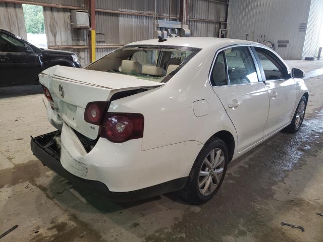 Photo 3 VIN: 3VWRX7AJ7AM015979 - VOLKSWAGEN JETTA SE 