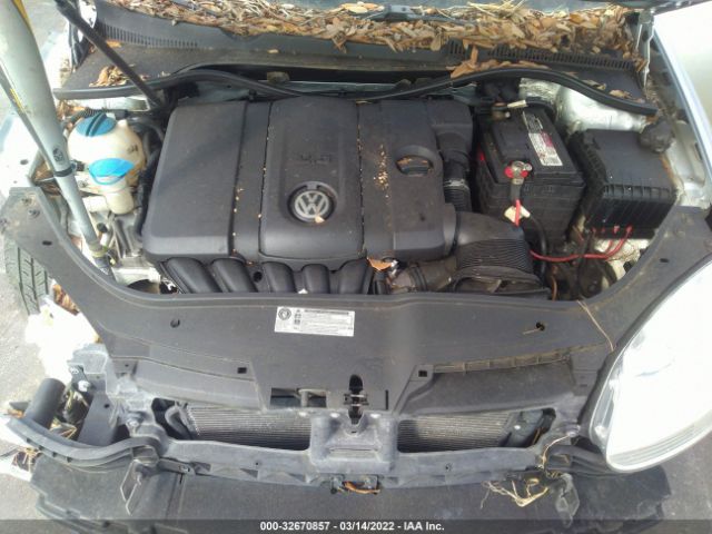 Photo 9 VIN: 3VWRX7AJ7AM042230 - VOLKSWAGEN JETTA SEDAN 